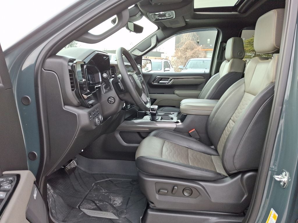 2025 Chevrolet Silverado 1500 ZR2