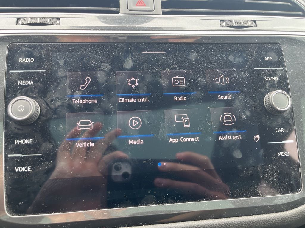 2023 Volkswagen Tiguan 2.0T SE