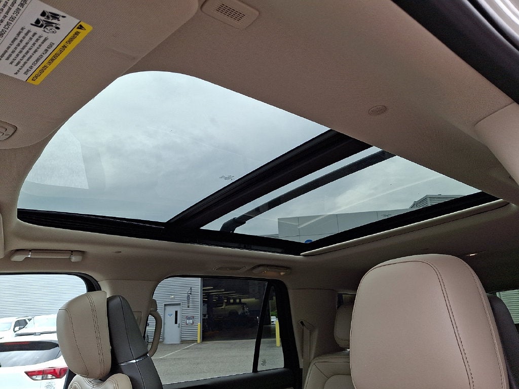2022 Lincoln Navigator L Reserve