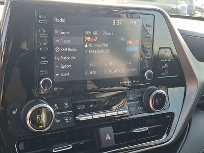 2022 Toyota Highlander XLE