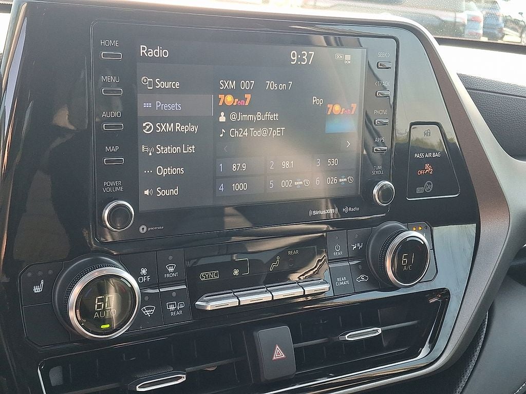 2022 Toyota Highlander XLE