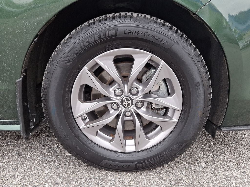 2021 Toyota Sienna XLE 7 Passenger