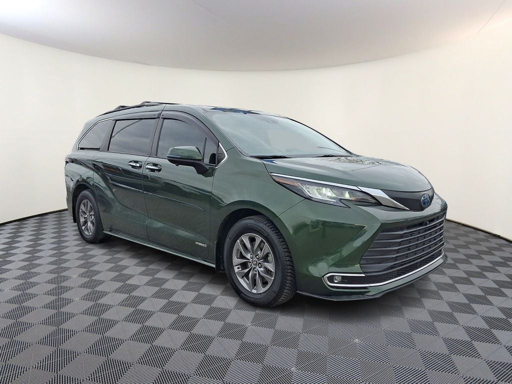 2021 Toyota Sienna XLE 7 Passenger