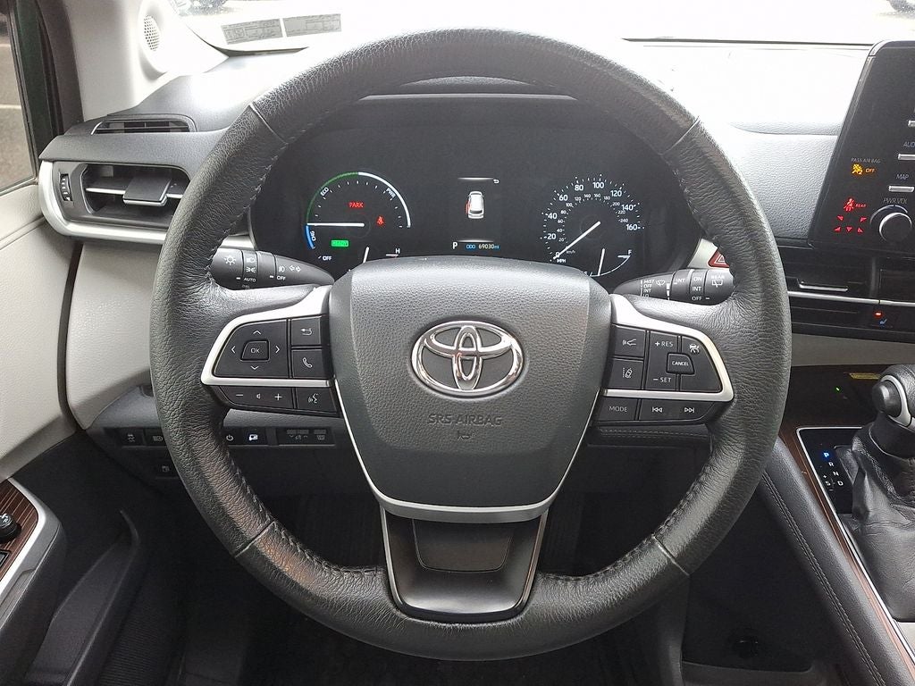 2021 Toyota Sienna XLE 7 Passenger