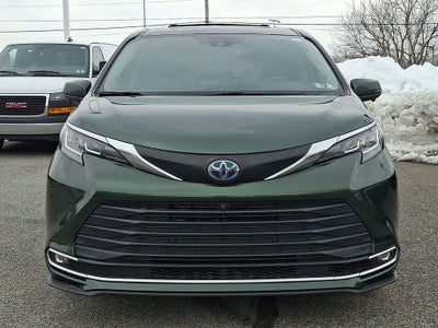 2021 Toyota Sienna XLE 7 Passenger