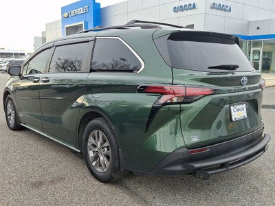 2021 Toyota Sienna XLE 7 Passenger