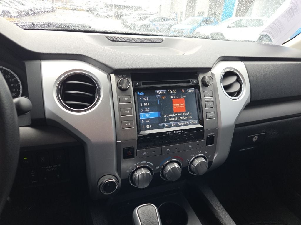 2017 Toyota Tundra SR5