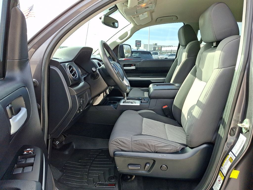 2017 Toyota Tundra SR5