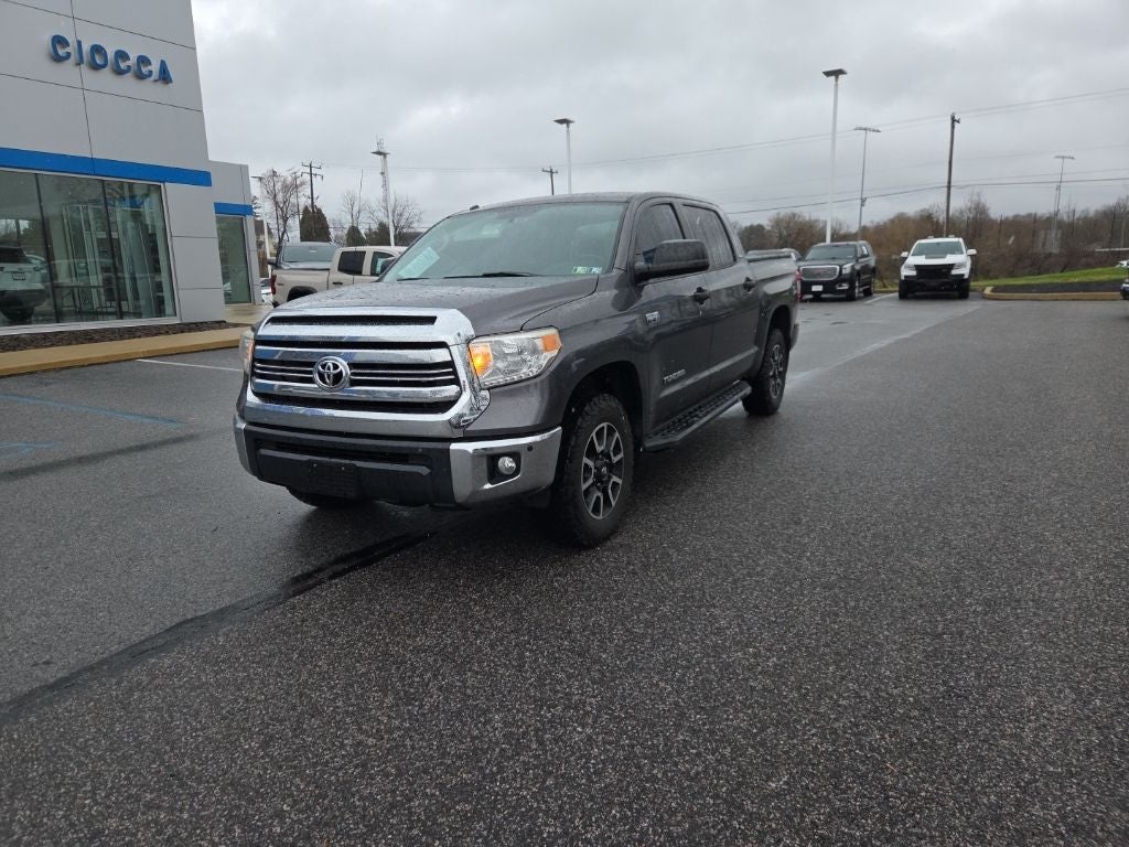 2017 Toyota Tundra SR5