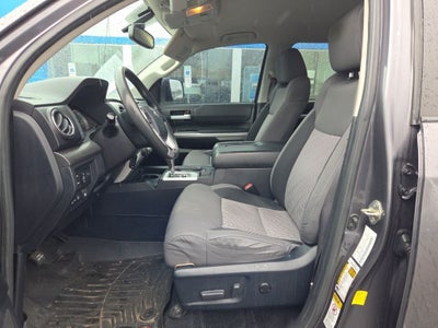 2017 Toyota Tundra SR5