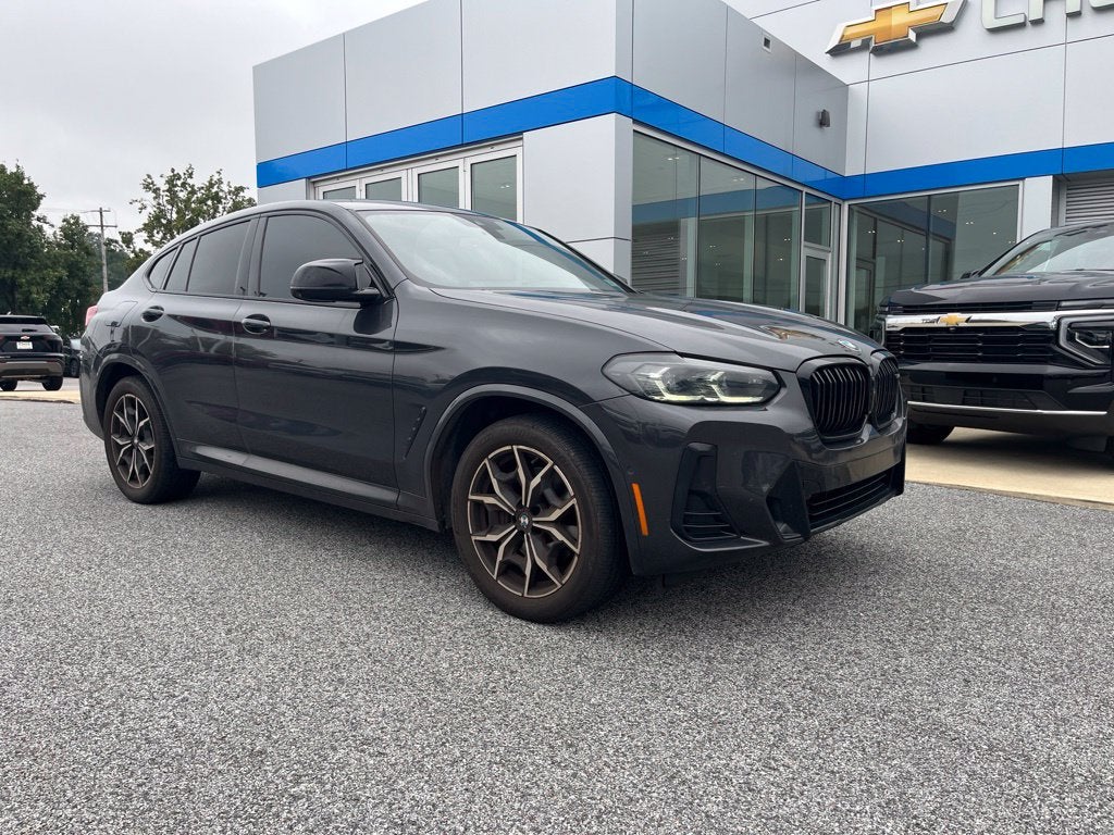 2023 BMW X4 M40i