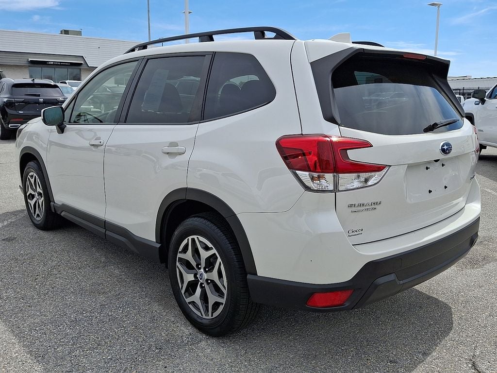 2023 Subaru Forester Premium