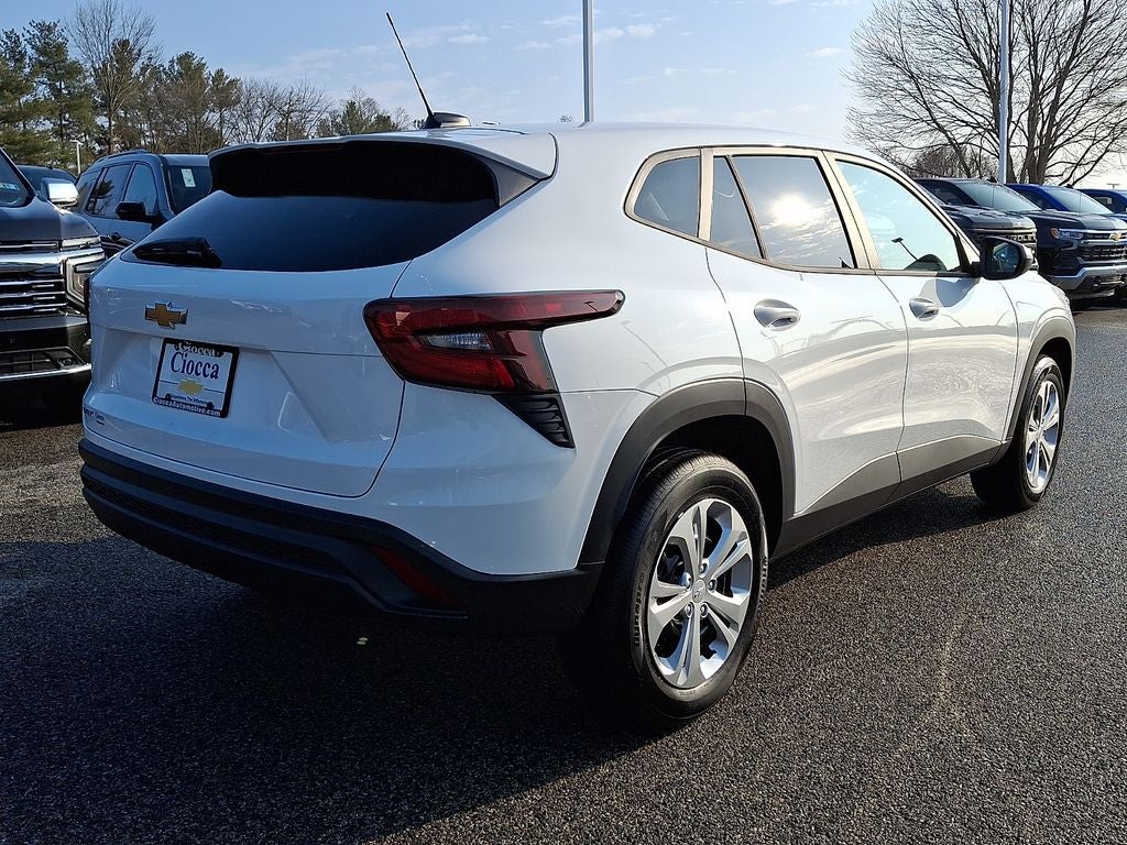 2026 Chevrolet Trax LS