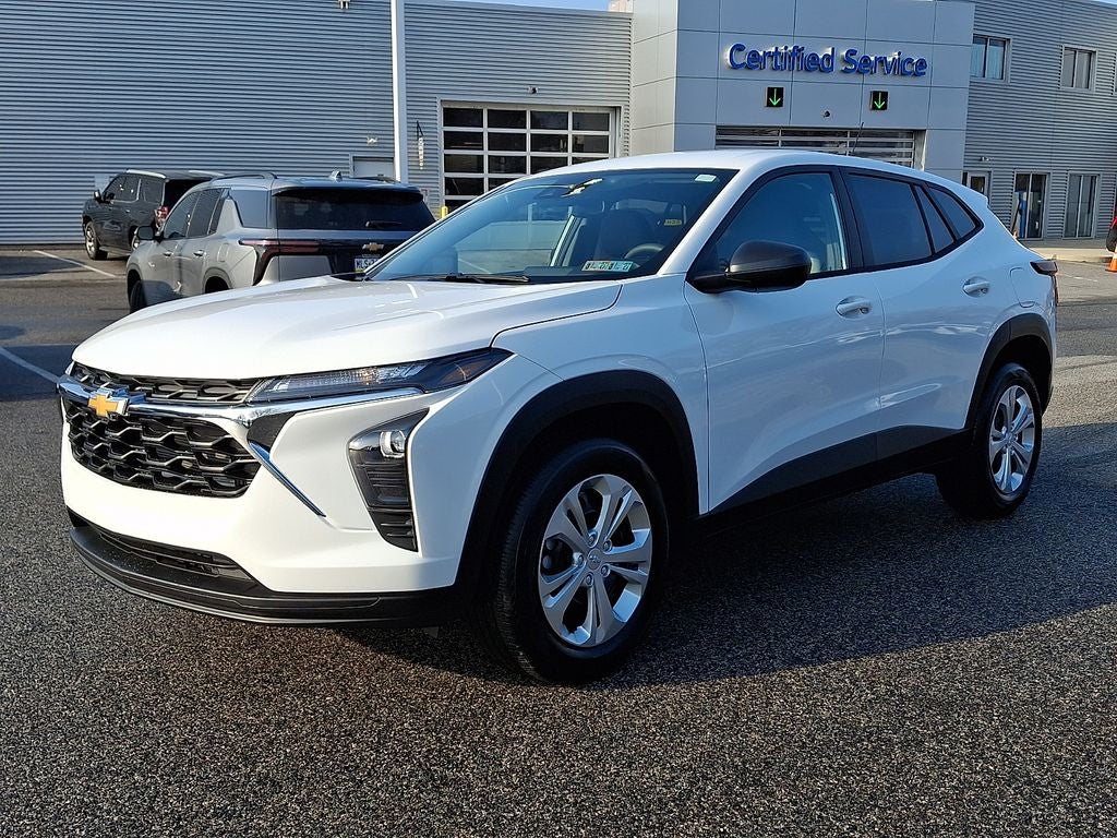 2026 Chevrolet Trax LS