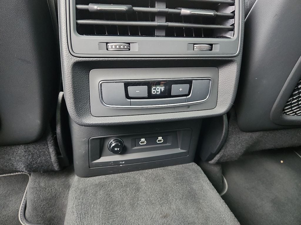 2025 Audi Q7 55 Premium Plus quattro