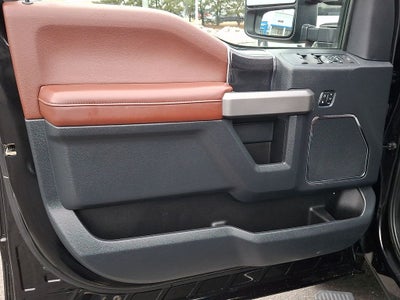 2022 Ford F-350SD Platinum