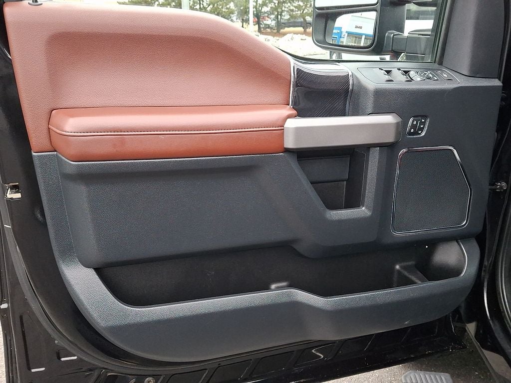 2022 Ford F-350SD Platinum