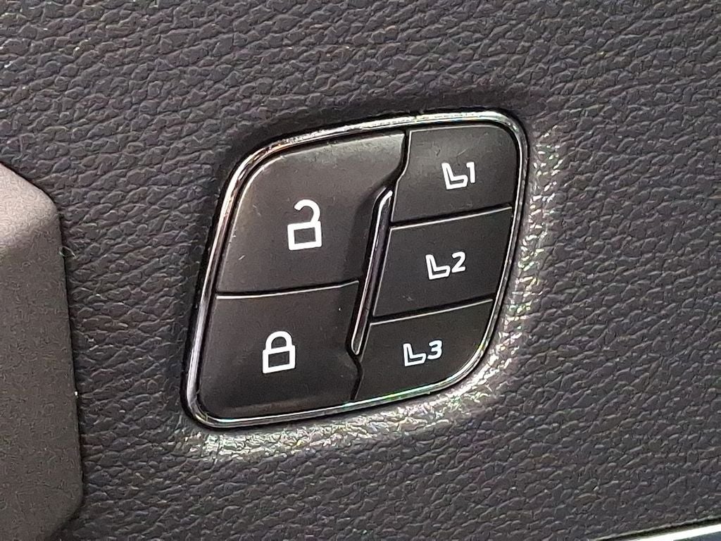 2022 Ford F-350SD Platinum