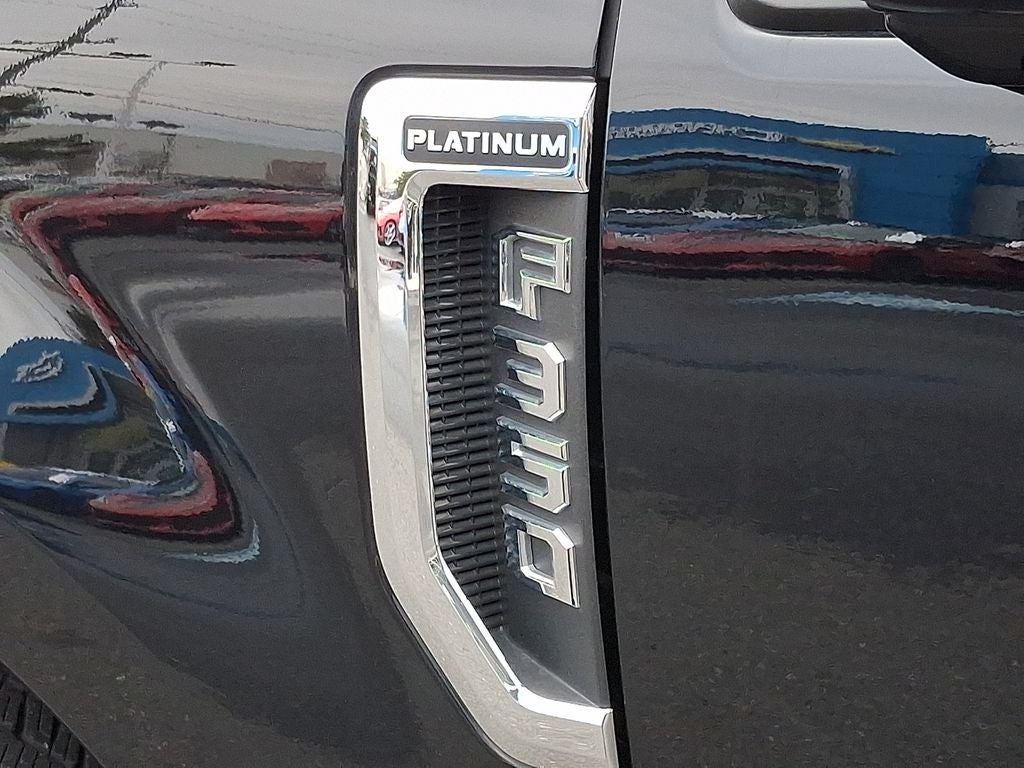 2022 Ford F-350SD Platinum