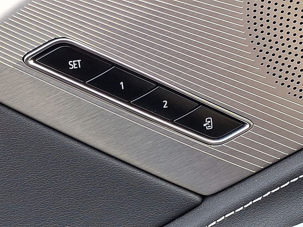 2025 Chevrolet Corvette Stingray 2LT