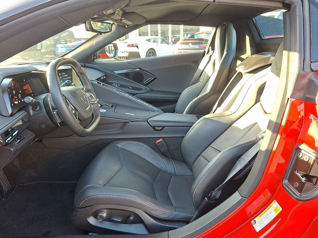 2025 Chevrolet Corvette Stingray 2LT