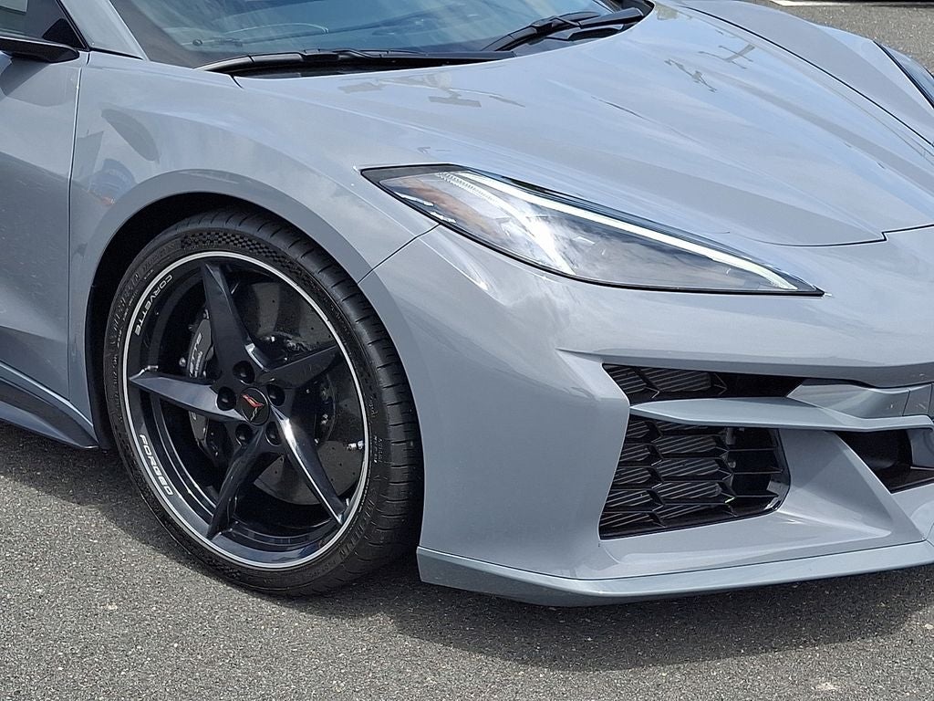 2025 Chevrolet Corvette E-Ray 1LZ