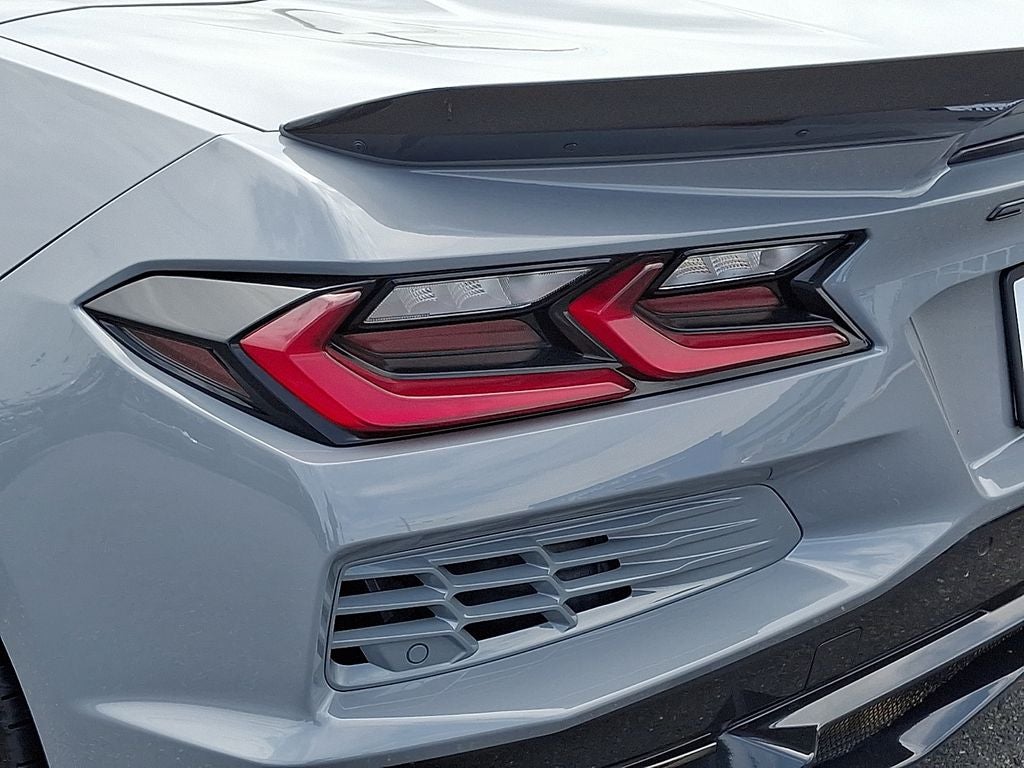 2025 Chevrolet Corvette E-Ray 1LZ