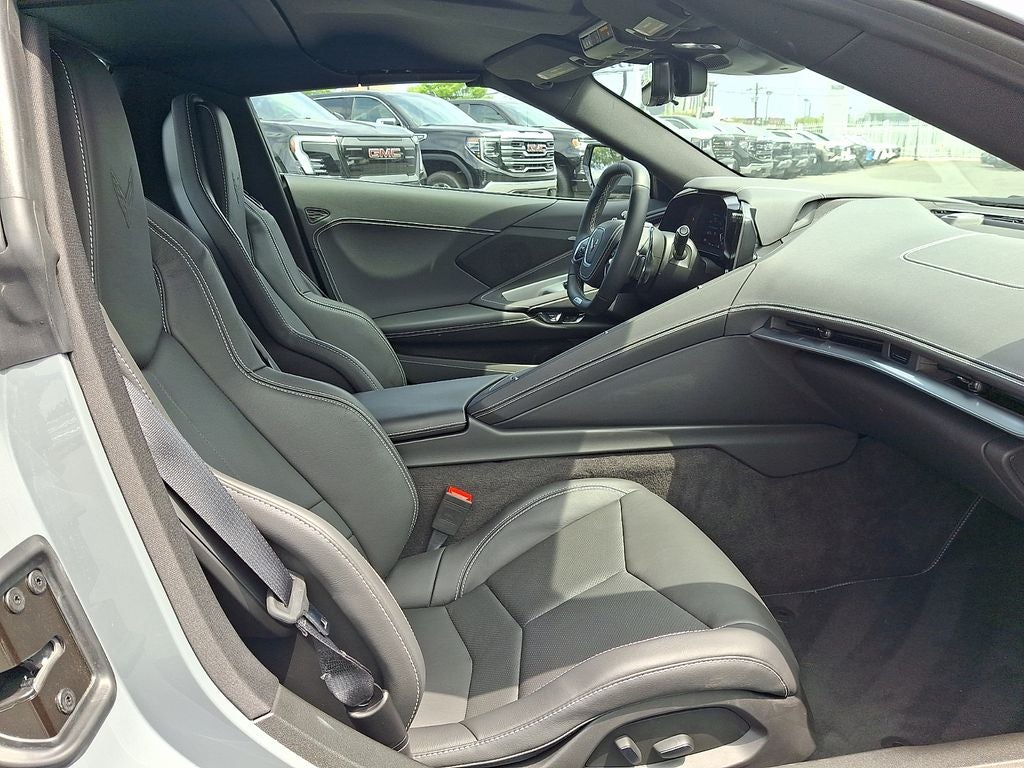 2025 Chevrolet Corvette E-Ray 1LZ