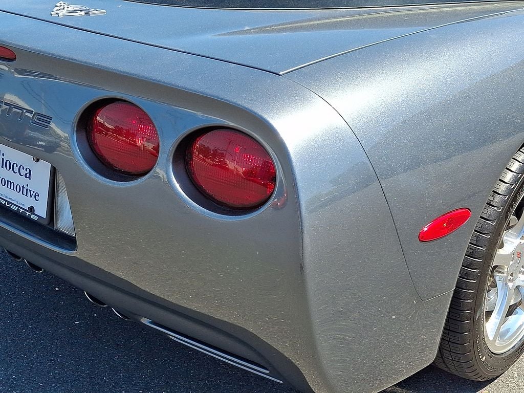 2003 Chevrolet Corvette Base