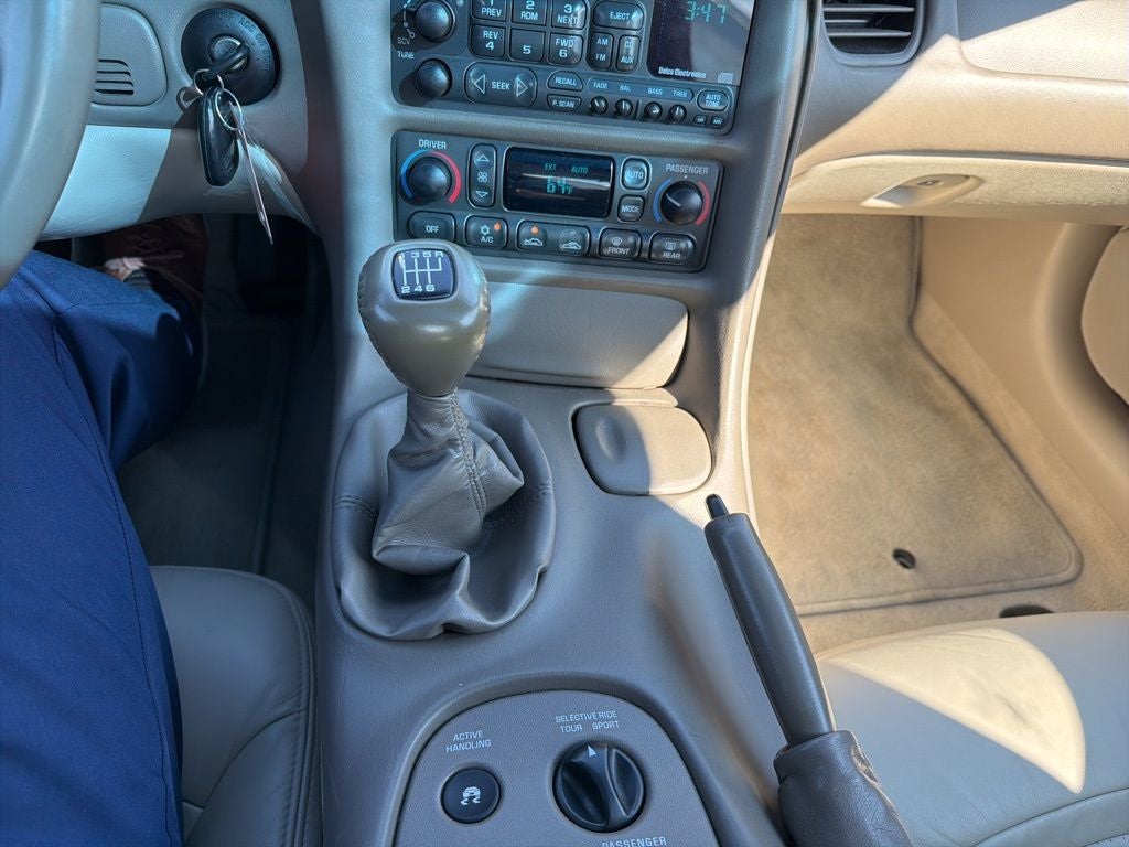 2004 Chevrolet Corvette Base