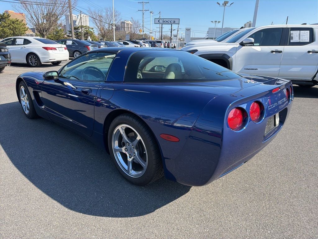 2004 Chevrolet Corvette Base