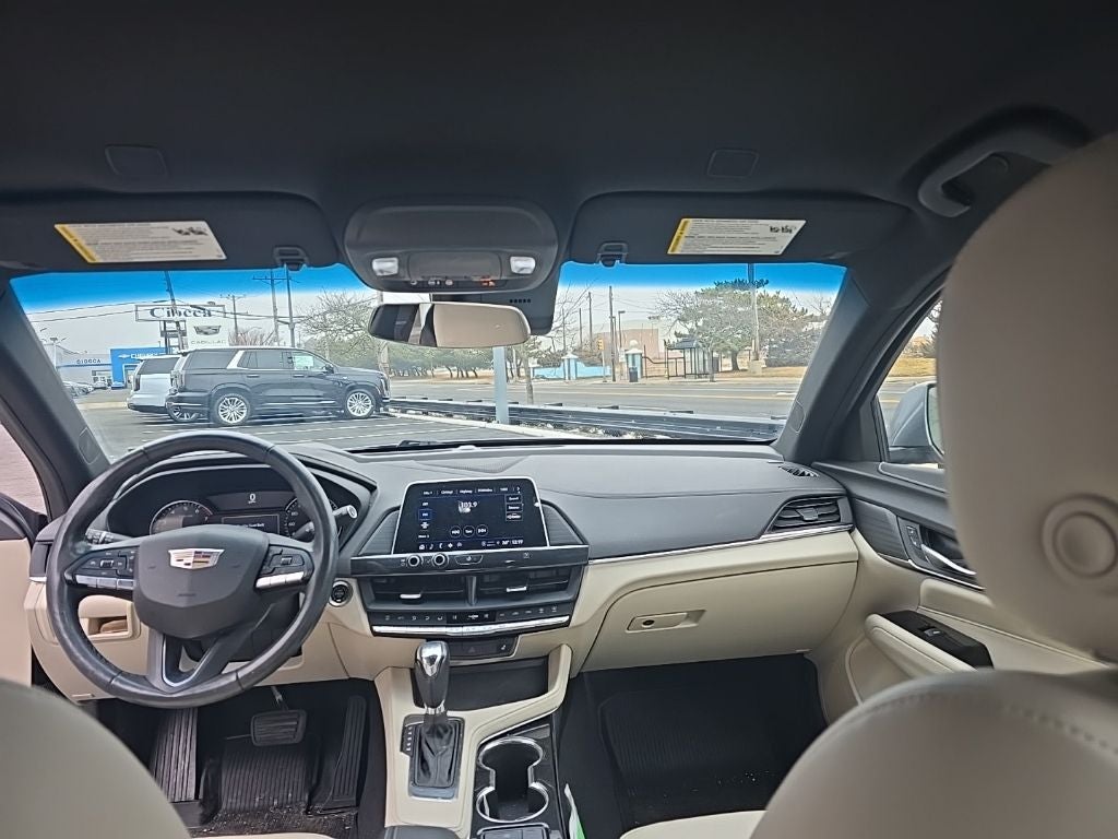 2021 Cadillac CT4 Luxury