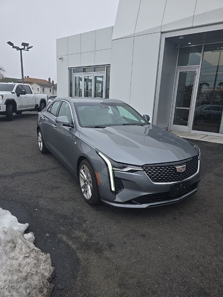 2021 Cadillac CT4 Luxury