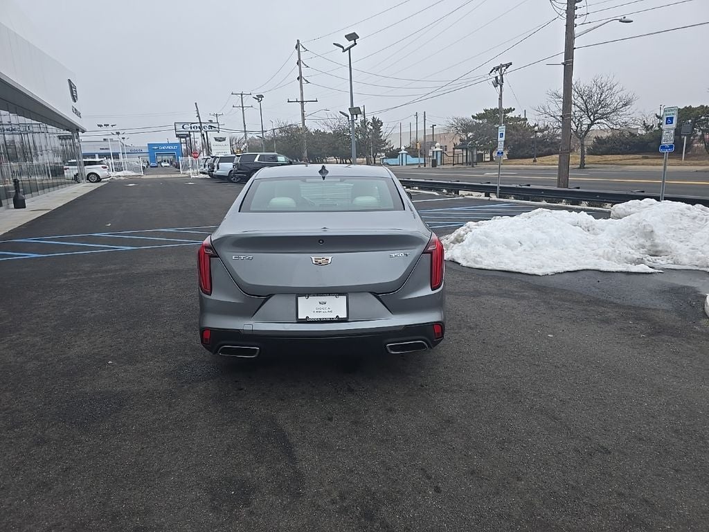 2021 Cadillac CT4 Luxury