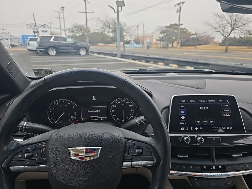 2021 Cadillac CT4 Luxury