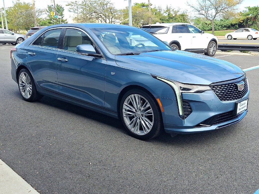 2024 Cadillac CT4 Premium Luxury