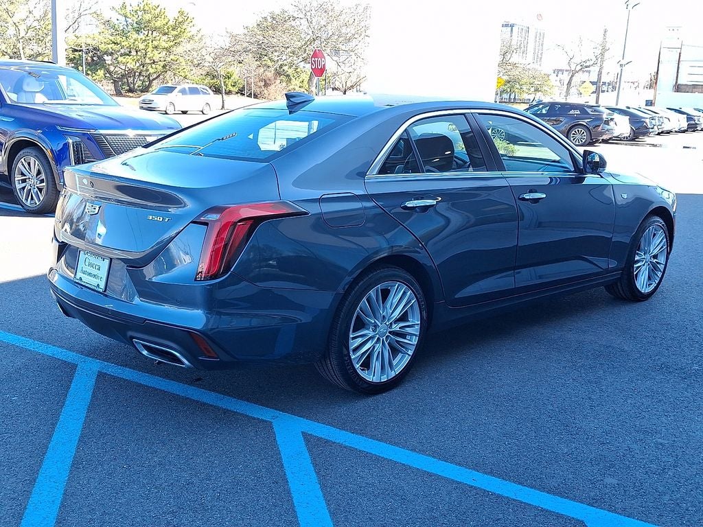 2022 Cadillac CT4 Premium Luxury