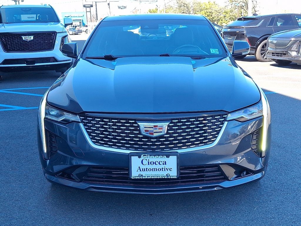 2022 Cadillac CT4 Premium Luxury