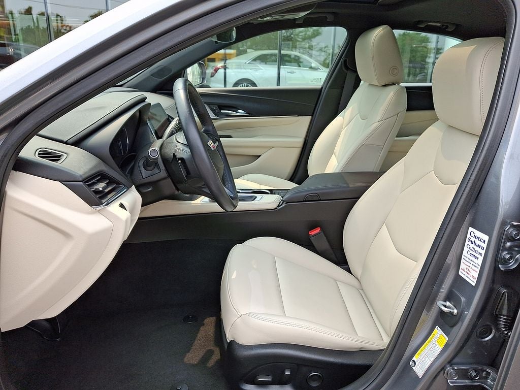 2021 Cadillac CT4 Luxury