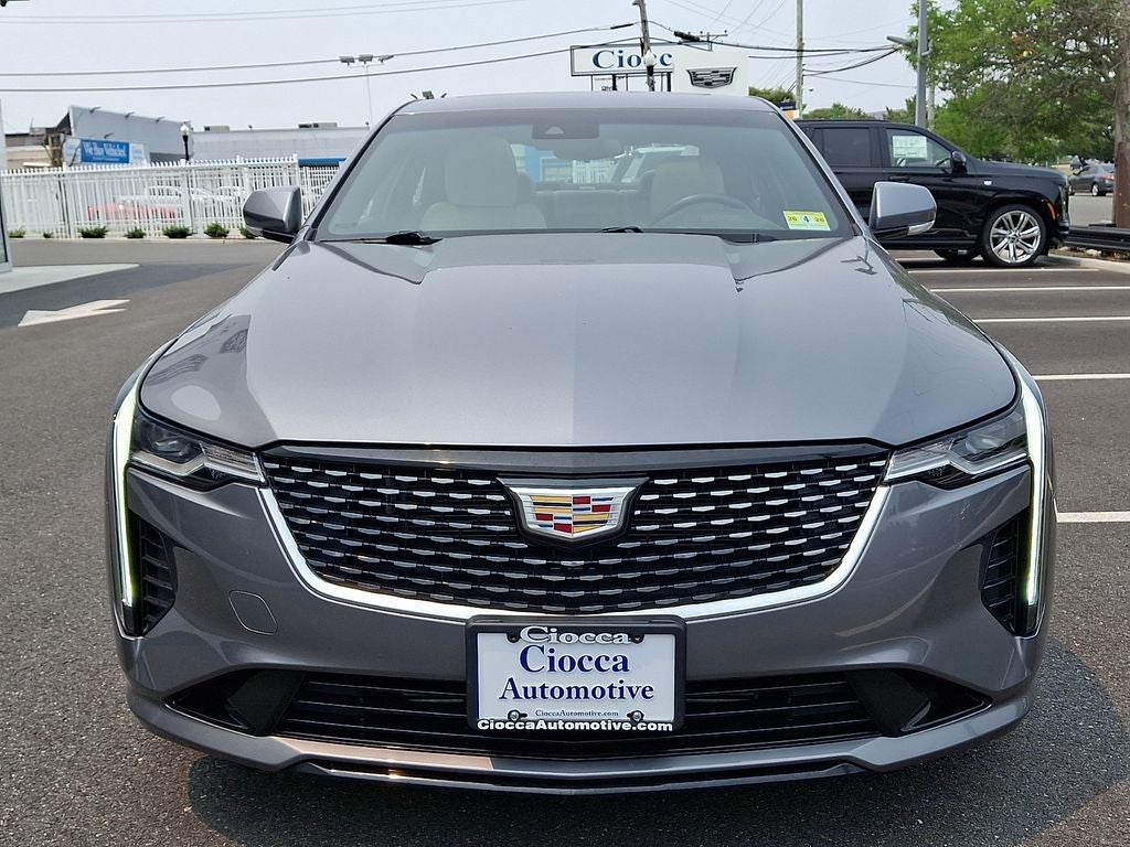 2021 Cadillac CT4 Luxury