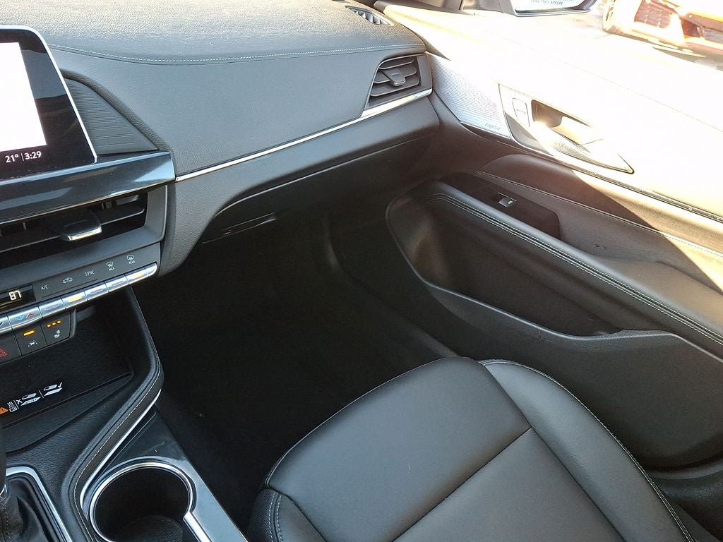 2023 Cadillac CT4 Luxury