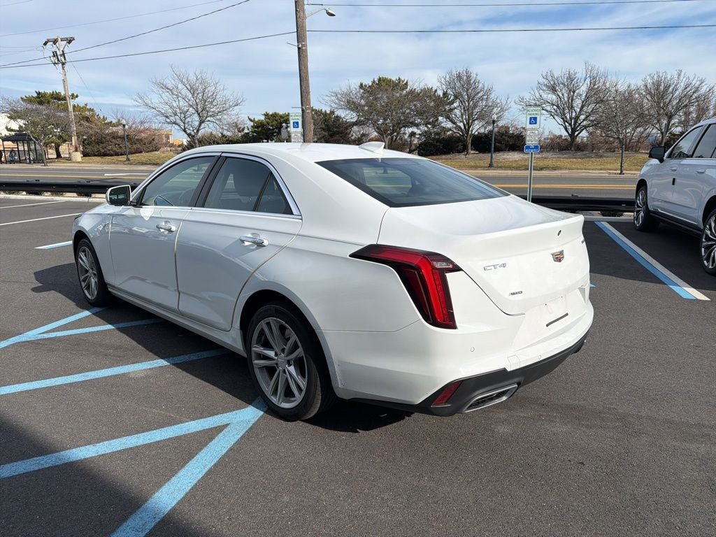 2023 Cadillac CT4 Luxury