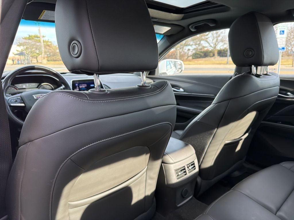 2023 Cadillac CT4 Luxury