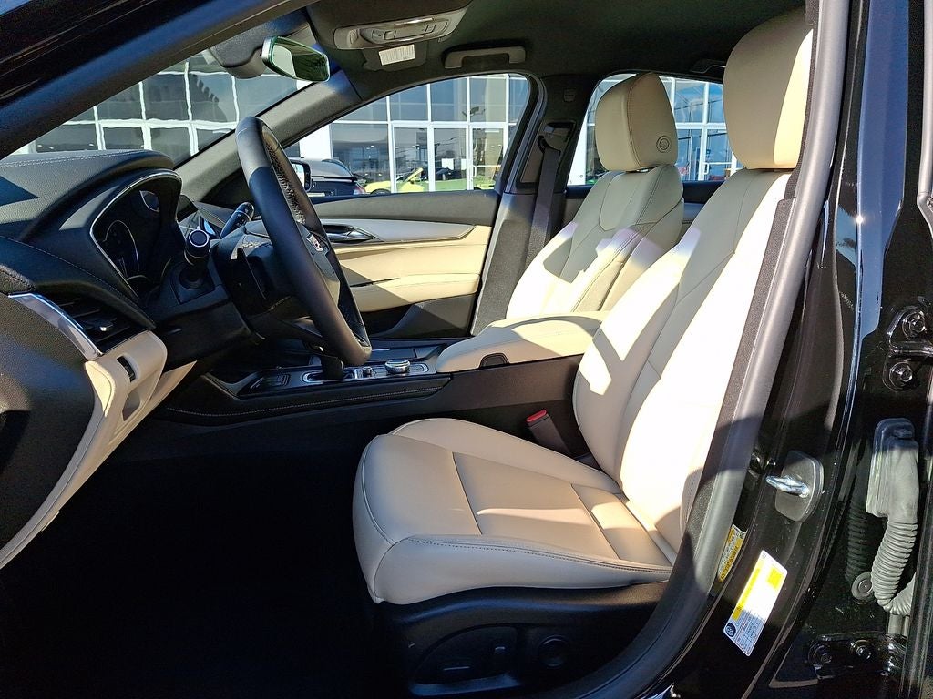 2024 Cadillac CT5 Luxury