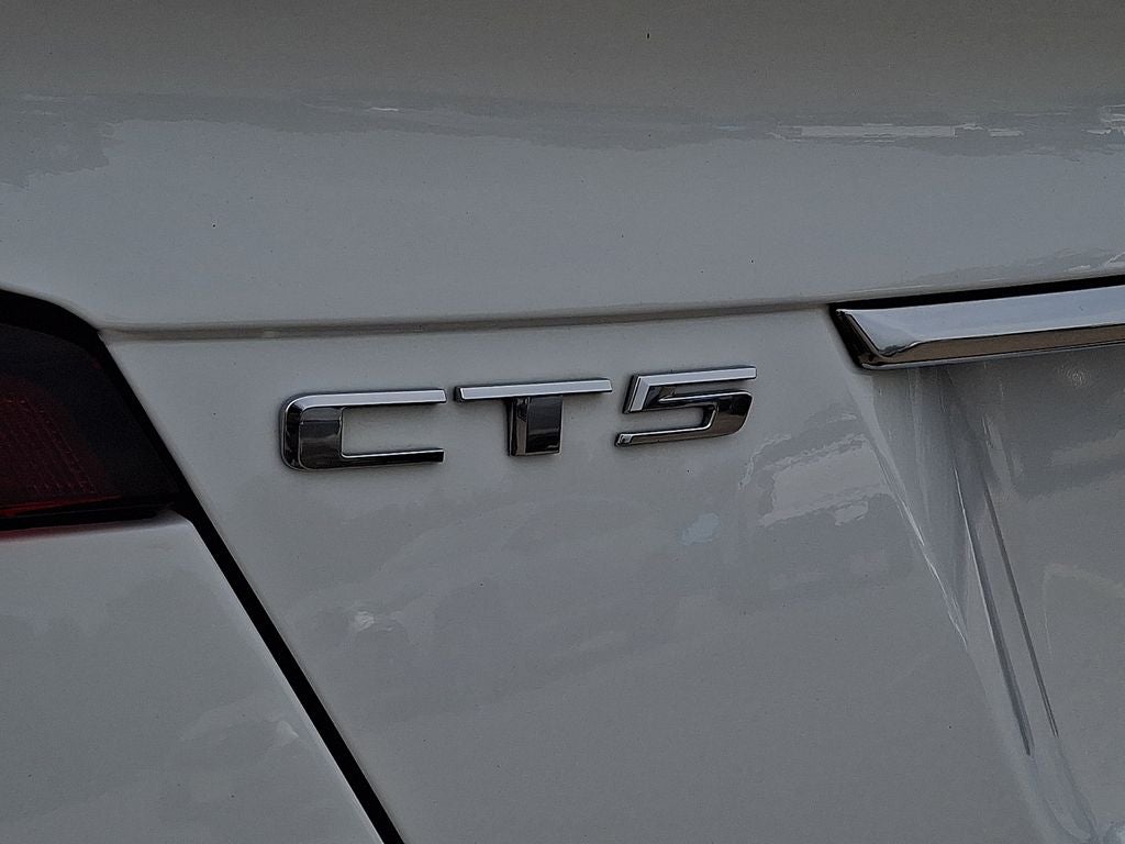 2023 Cadillac CT5 Luxury