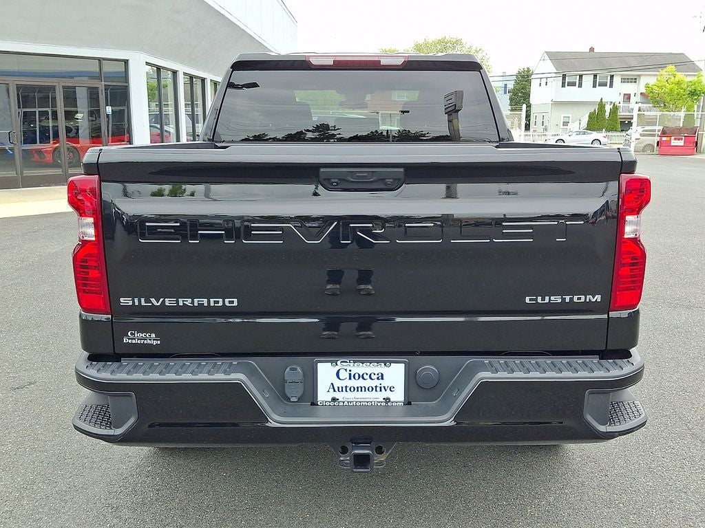 2022 Chevrolet Silverado 1500 Custom