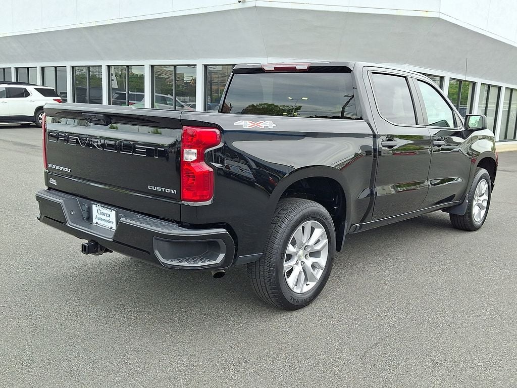 2022 Chevrolet Silverado 1500 Custom