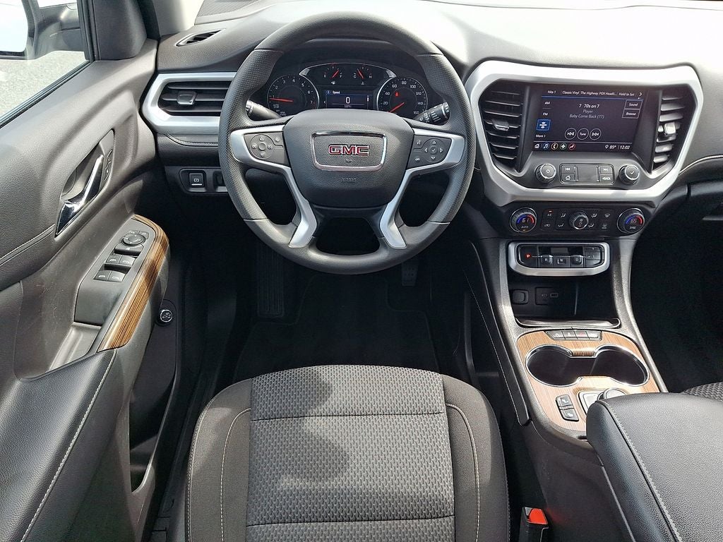 2022 GMC Acadia SLE