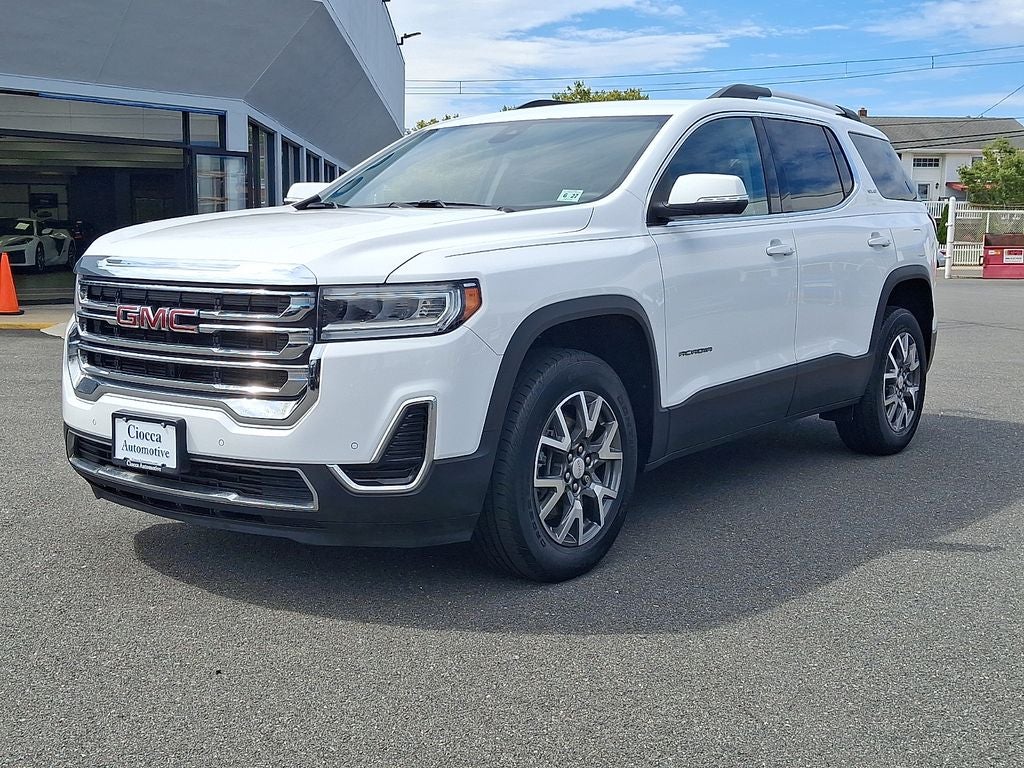 2022 GMC Acadia SLE