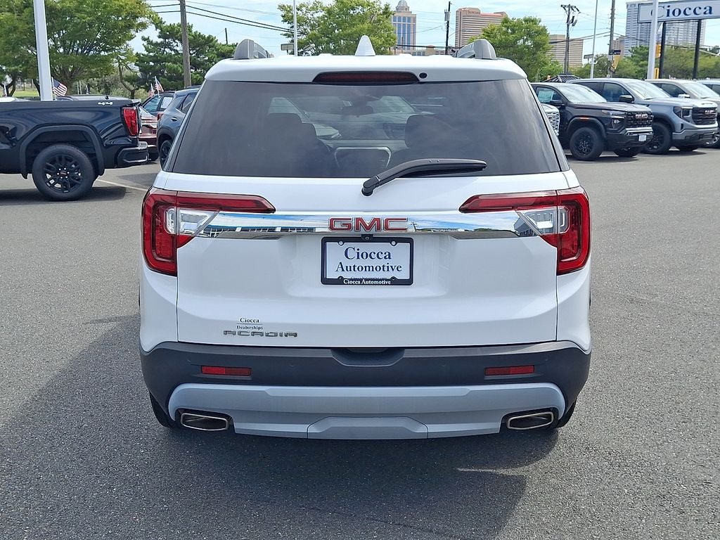 2022 GMC Acadia SLE